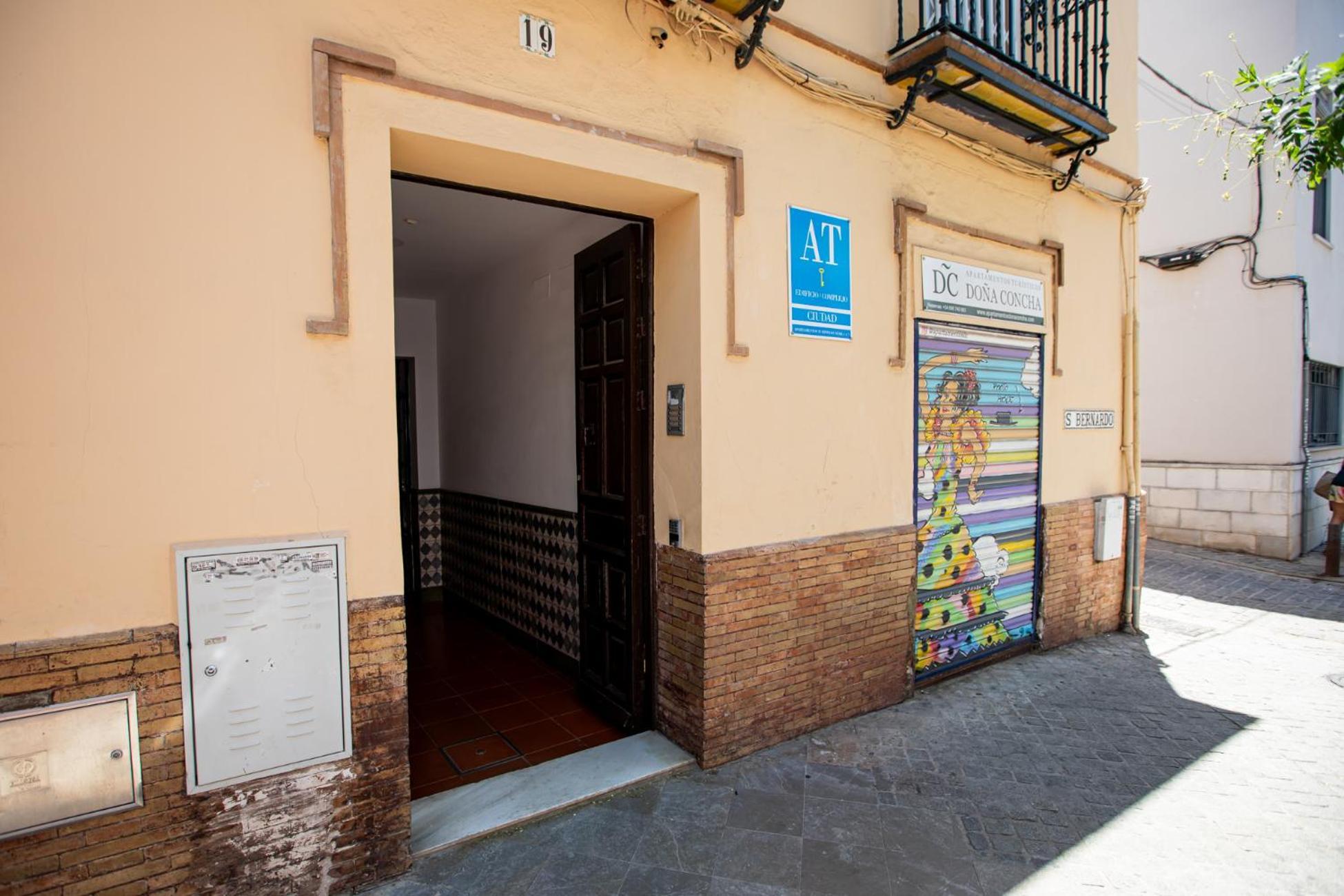 Apartamentos Dona Concha Sevilla Exterior foto